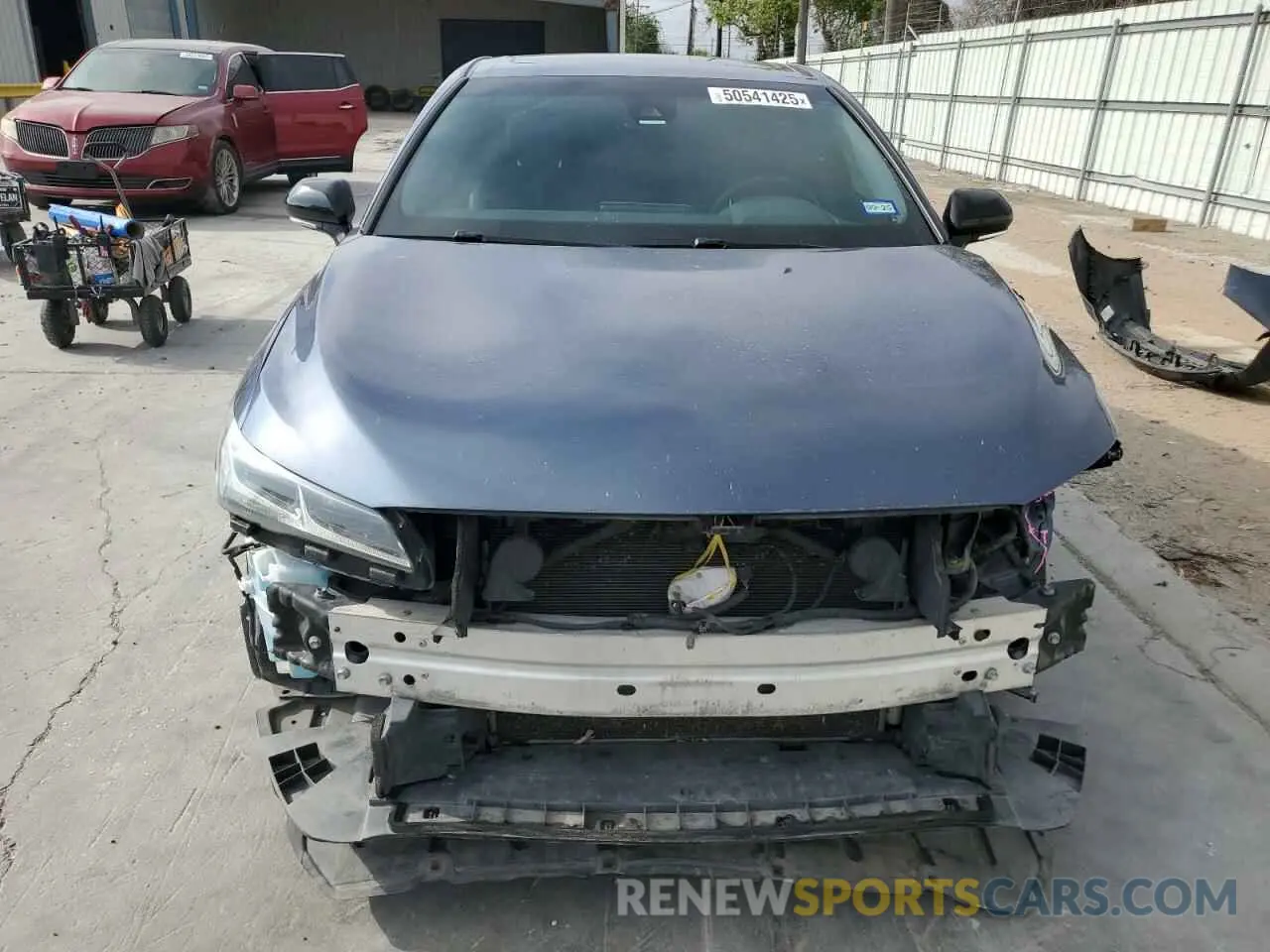 5 Photograph of a damaged car 4T1BZ1FB8KU011543 TOYOTA AVALON 2019