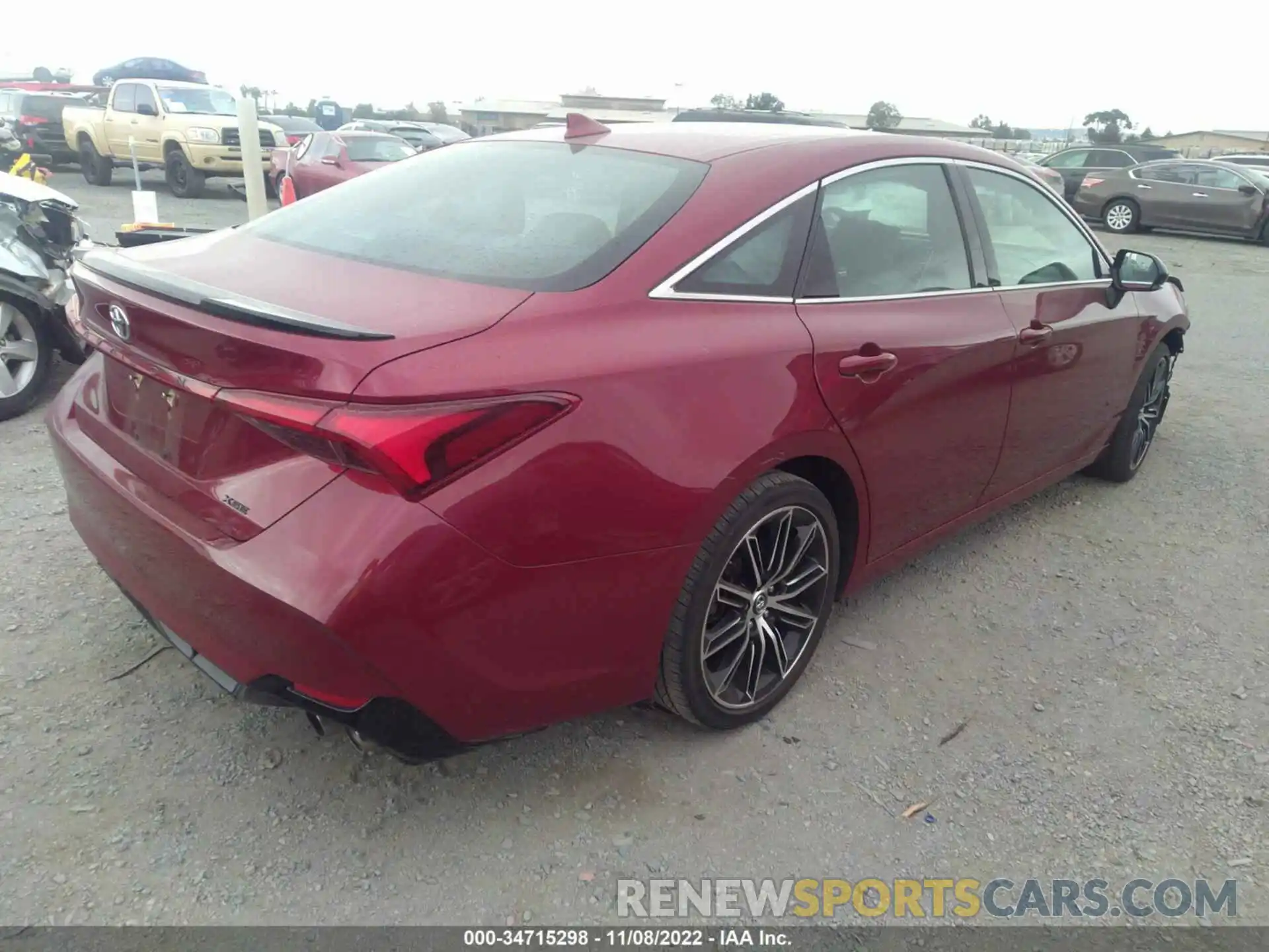 4 Photograph of a damaged car 4T1BZ1FB8KU012577 TOYOTA AVALON 2019