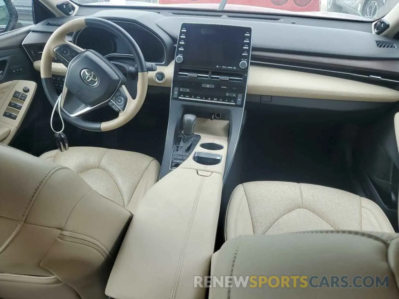 8 Photograph of a damaged car 4T1BZ1FB8KU013017 TOYOTA AVALON 2019