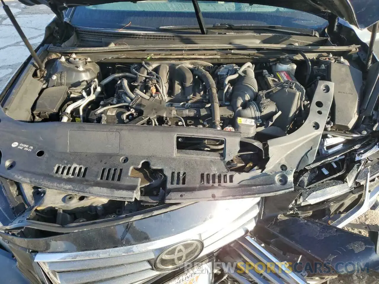 13 Photograph of a damaged car 4T1BZ1FB8KU023868 TOYOTA AVALON 2019