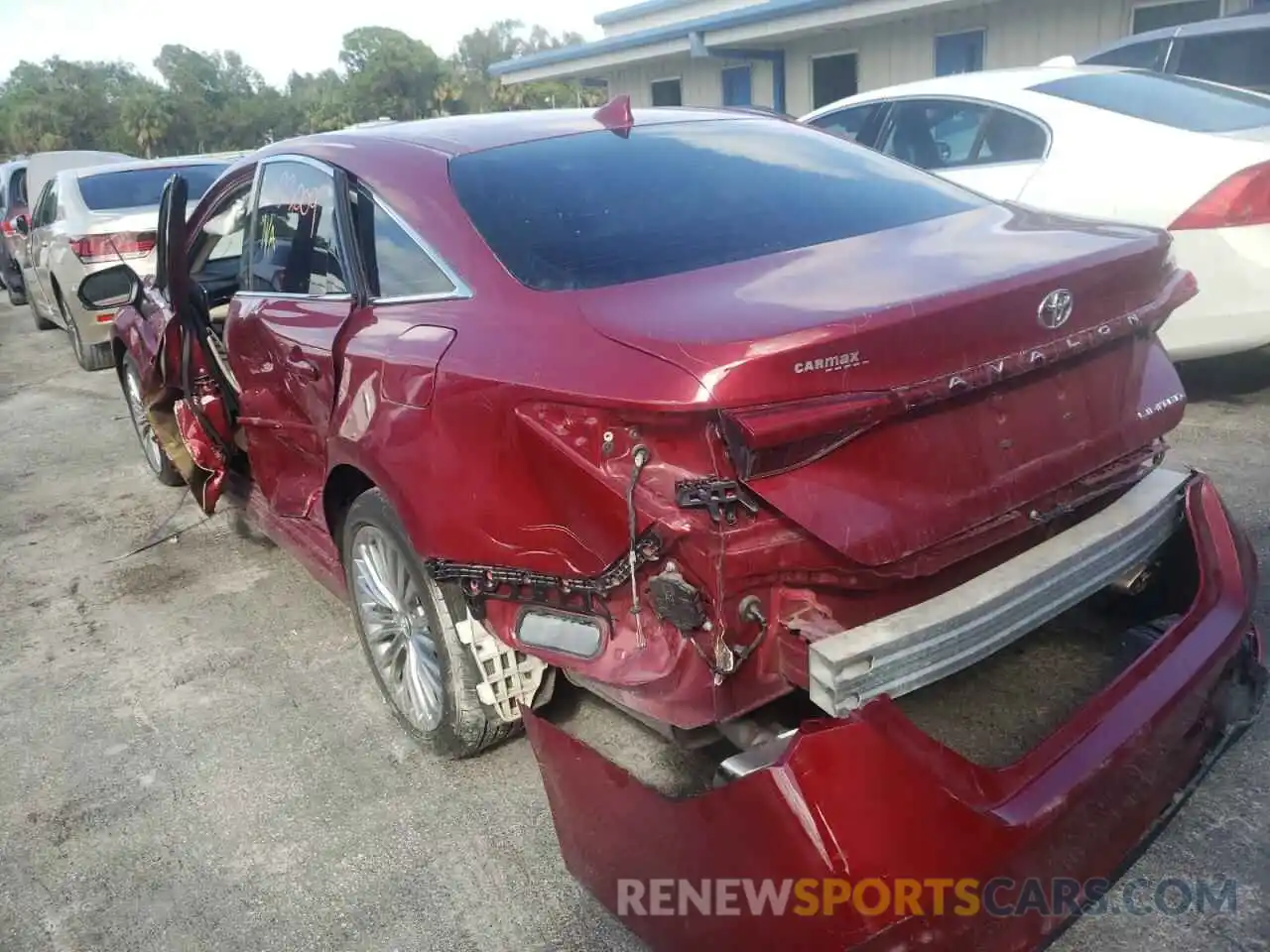 3 Photograph of a damaged car 4T1BZ1FB8KU023899 TOYOTA AVALON 2019