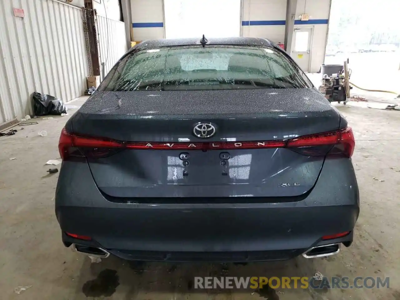 6 Photograph of a damaged car 4T1BZ1FB8KU029315 TOYOTA AVALON 2019