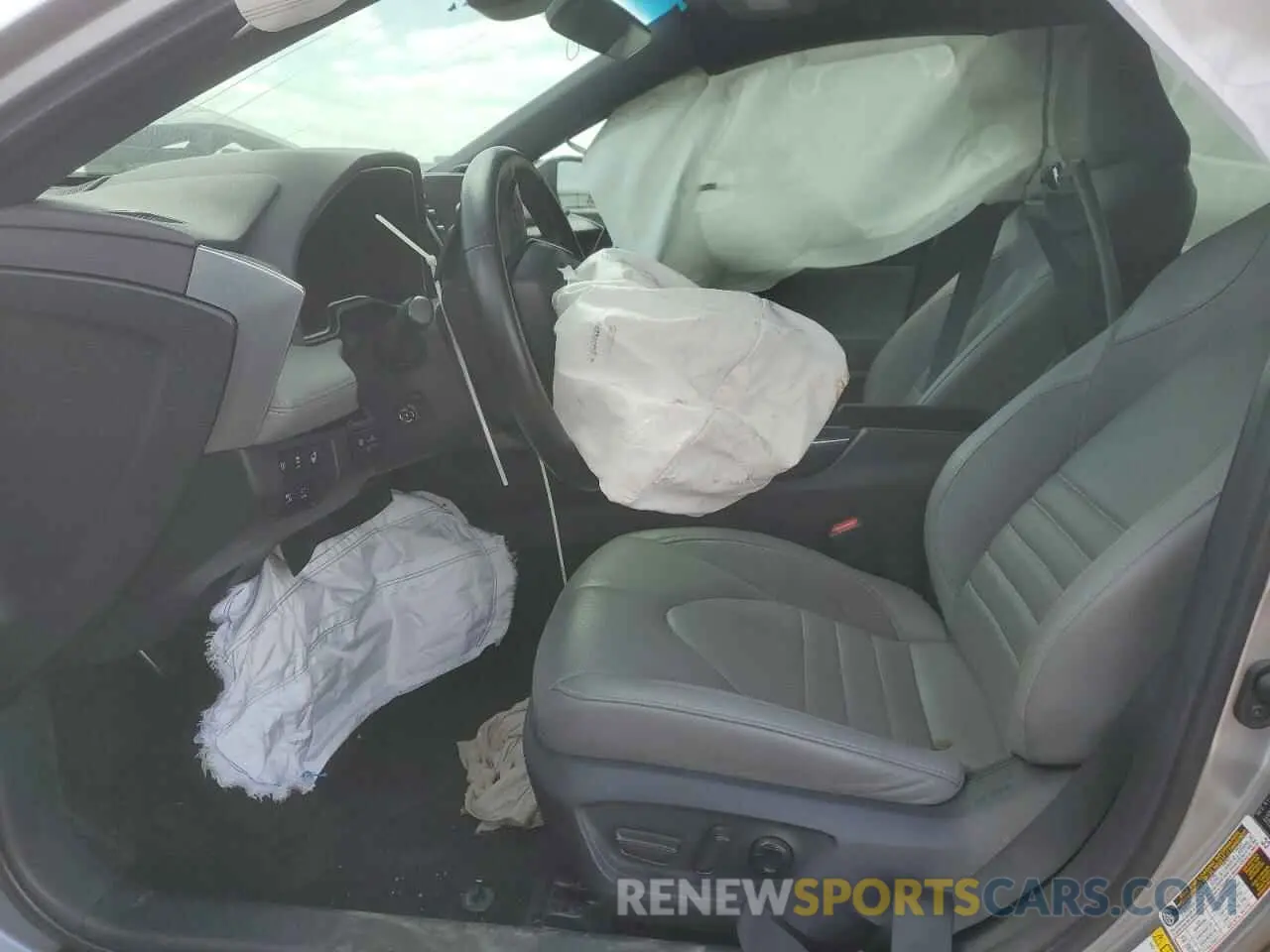 7 Photograph of a damaged car 4T1BZ1FB8KU034451 TOYOTA AVALON 2019