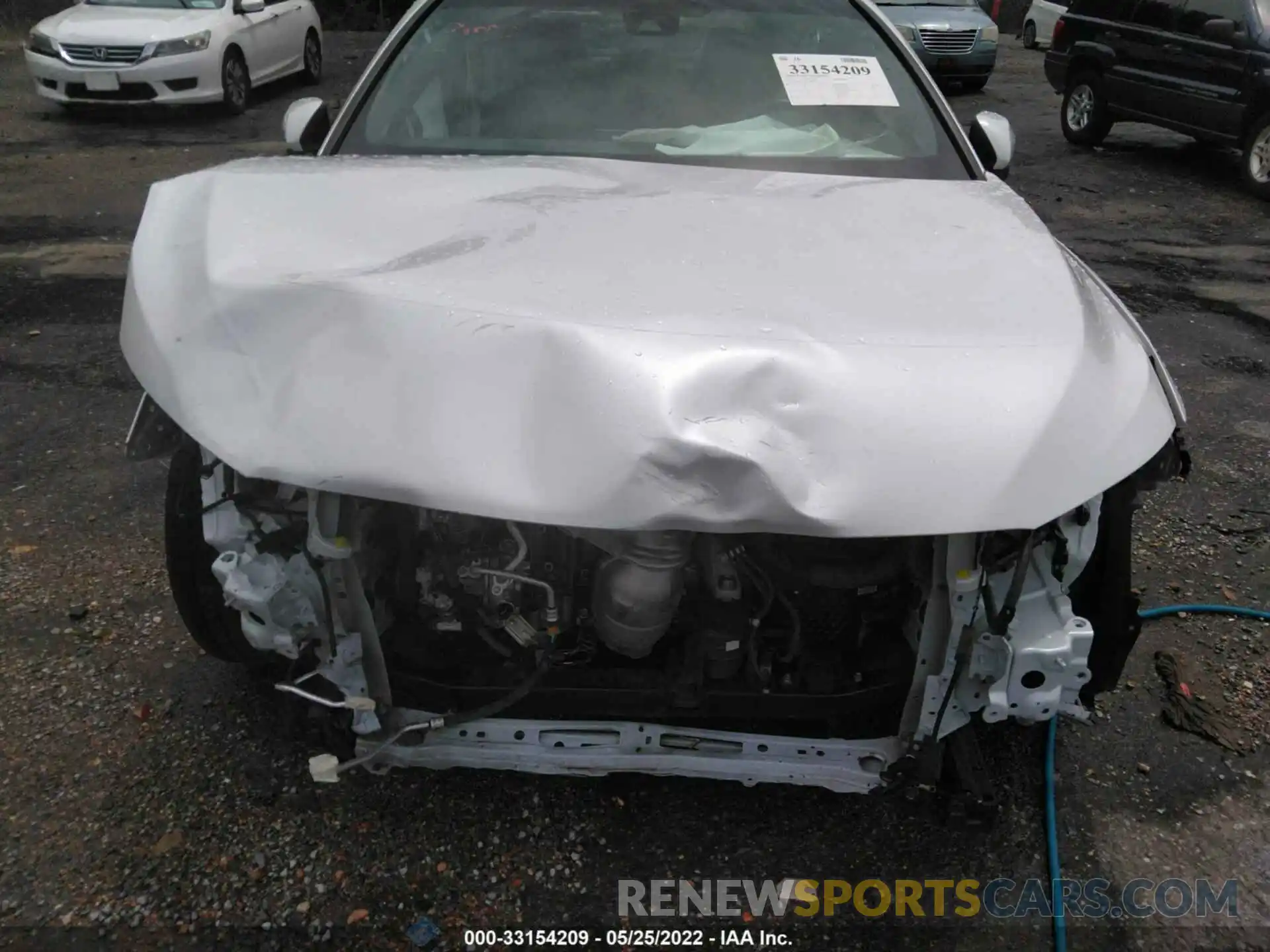 6 Photograph of a damaged car 4T1BZ1FB9KU003032 TOYOTA AVALON 2019