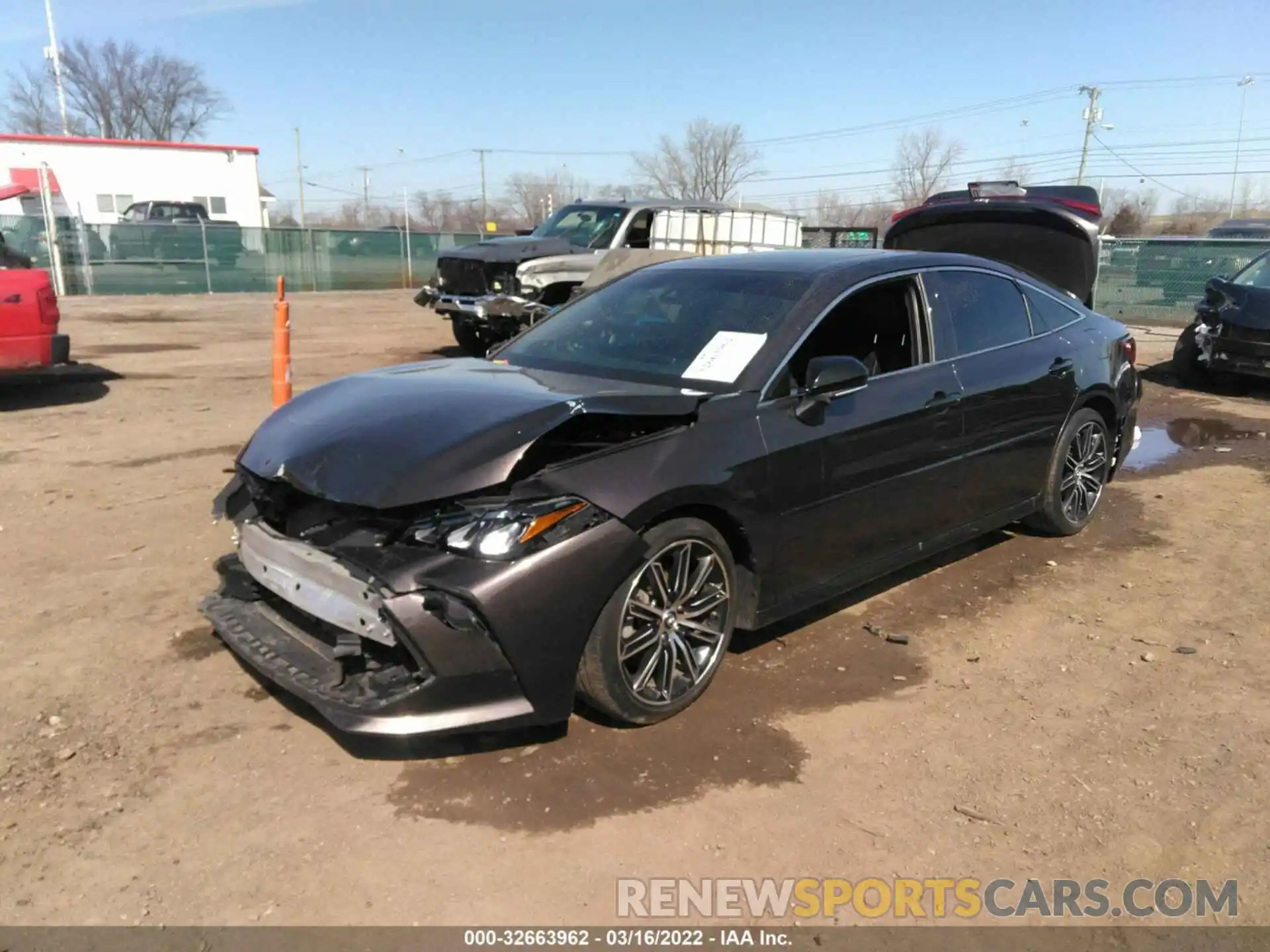 2 Photograph of a damaged car 4T1BZ1FB9KU006710 TOYOTA AVALON 2019