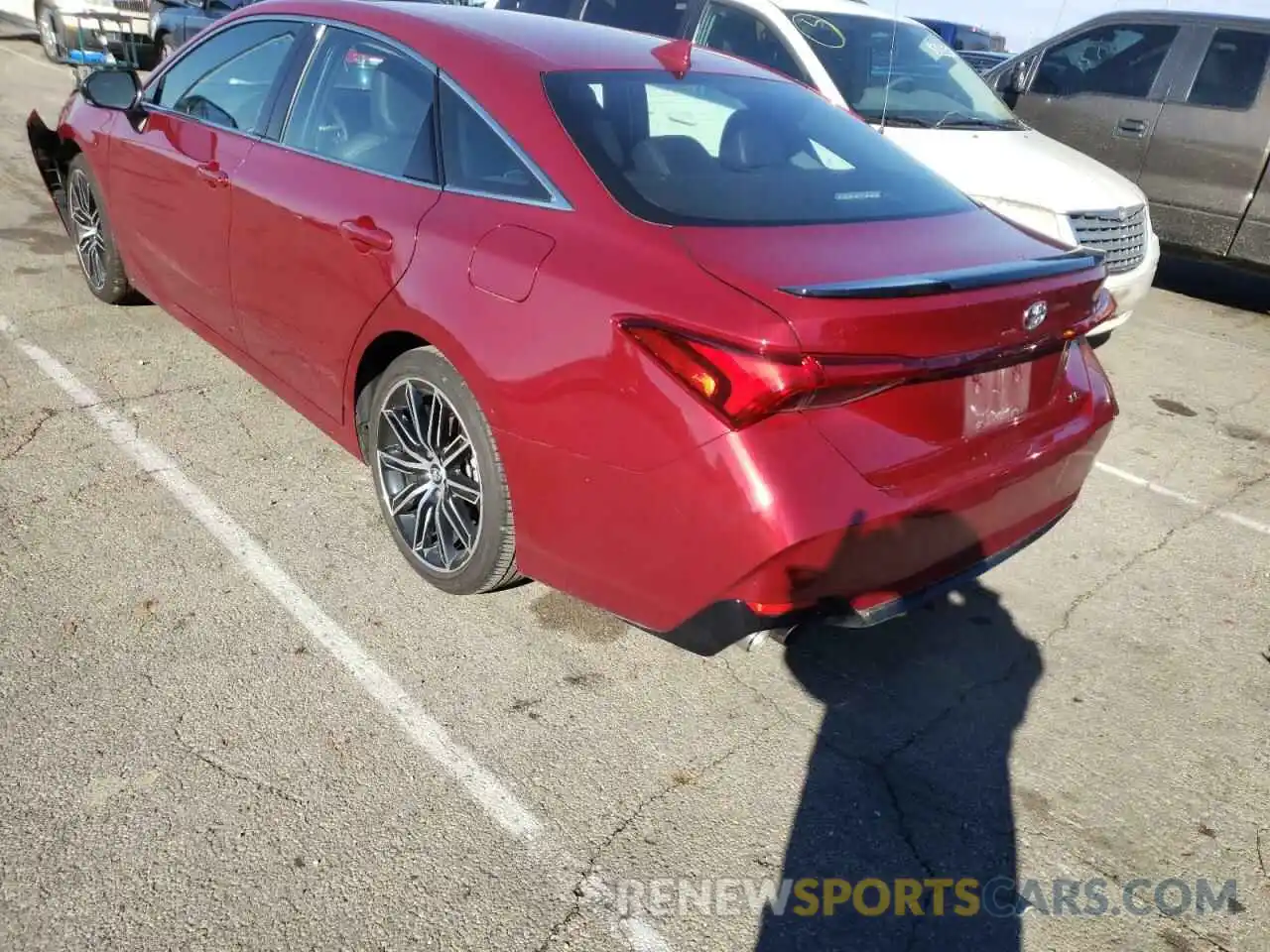 3 Photograph of a damaged car 4T1BZ1FB9KU010322 TOYOTA AVALON 2019