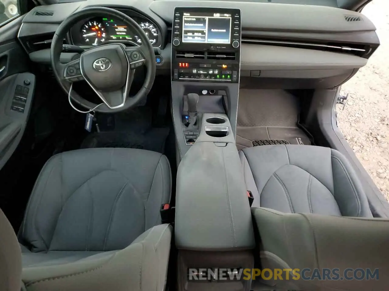 8 Photograph of a damaged car 4T1BZ1FB9KU012216 TOYOTA AVALON 2019