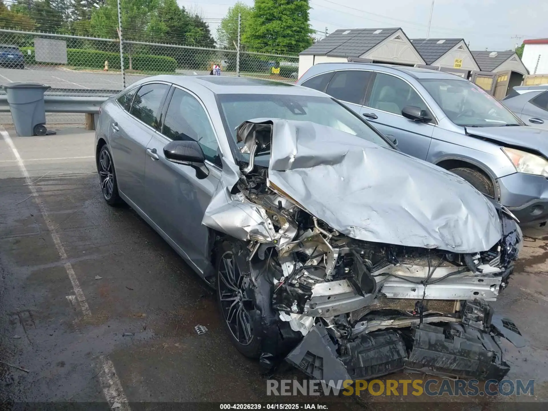 1 Photograph of a damaged car 4T1BZ1FB9KU017819 TOYOTA AVALON 2019