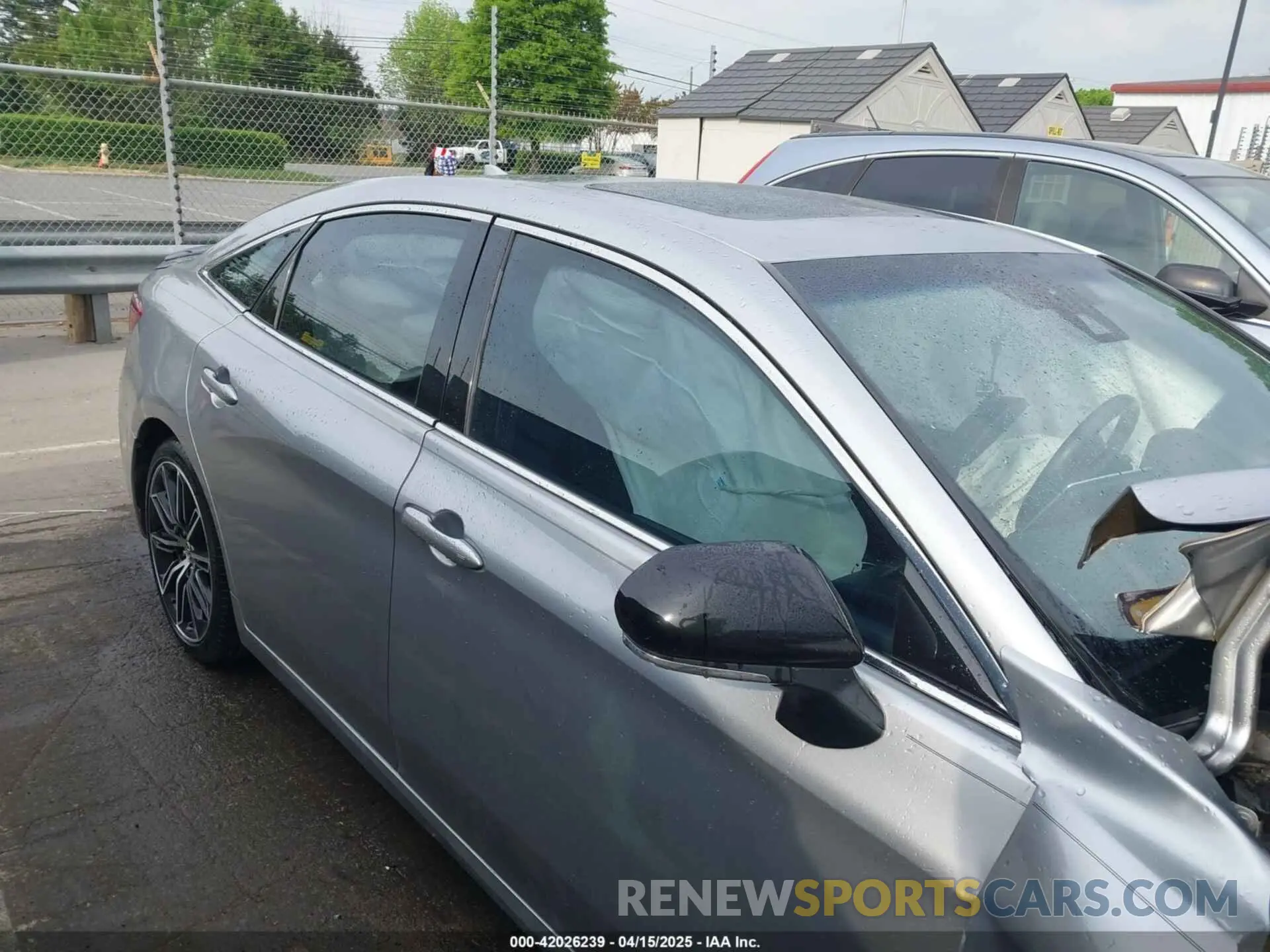 13 Photograph of a damaged car 4T1BZ1FB9KU017819 TOYOTA AVALON 2019