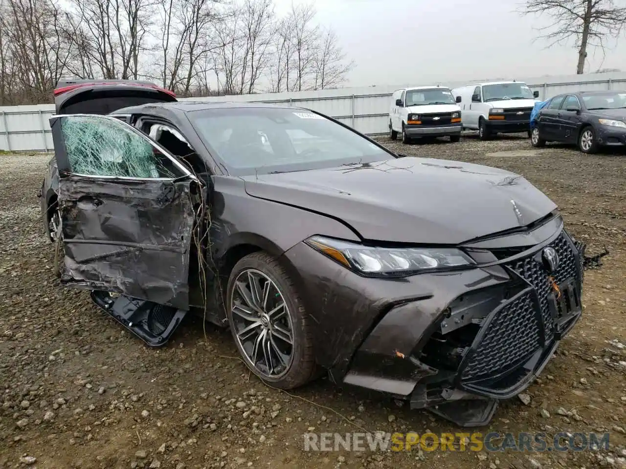 1 Photograph of a damaged car 4T1BZ1FB9KU021689 TOYOTA AVALON 2019