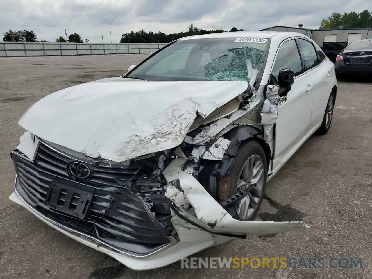 2 Photograph of a damaged car 4T1BZ1FB9KU023961 TOYOTA AVALON 2019