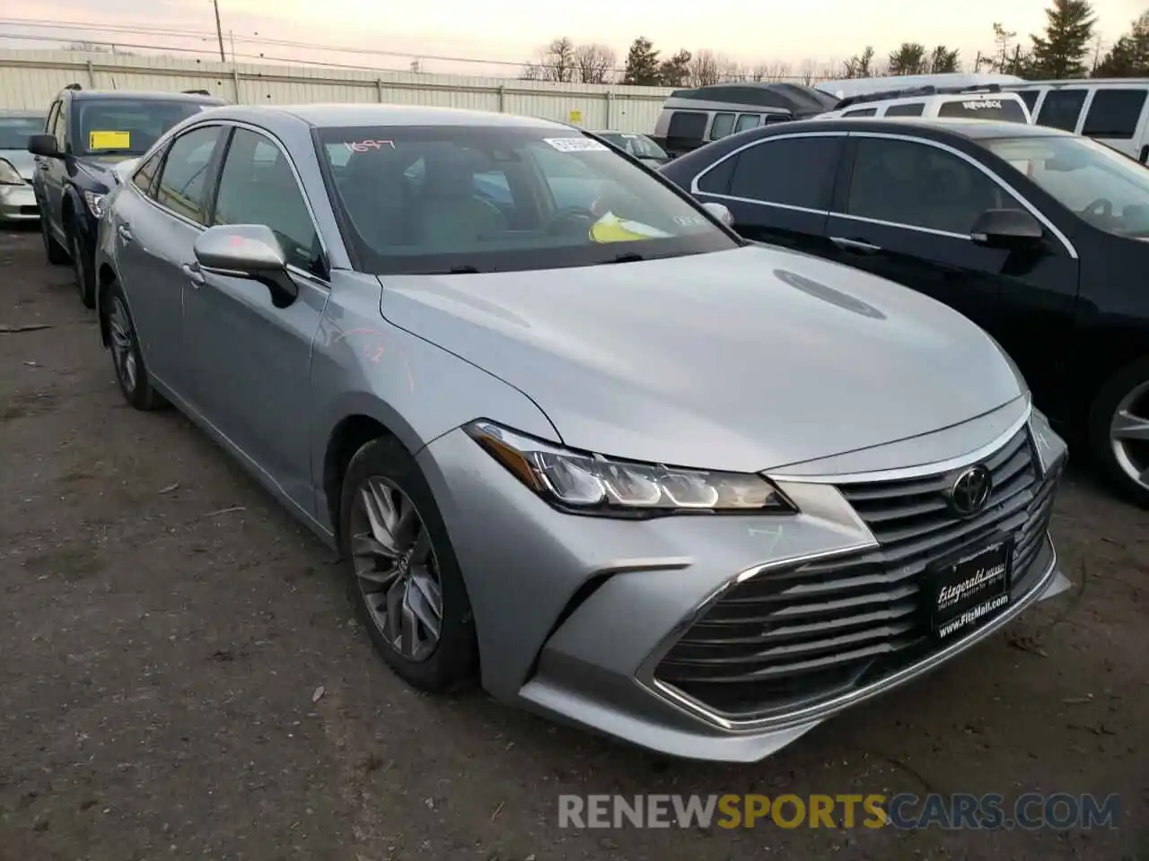 1 Photograph of a damaged car 4T1BZ1FB9KU026388 TOYOTA AVALON 2019