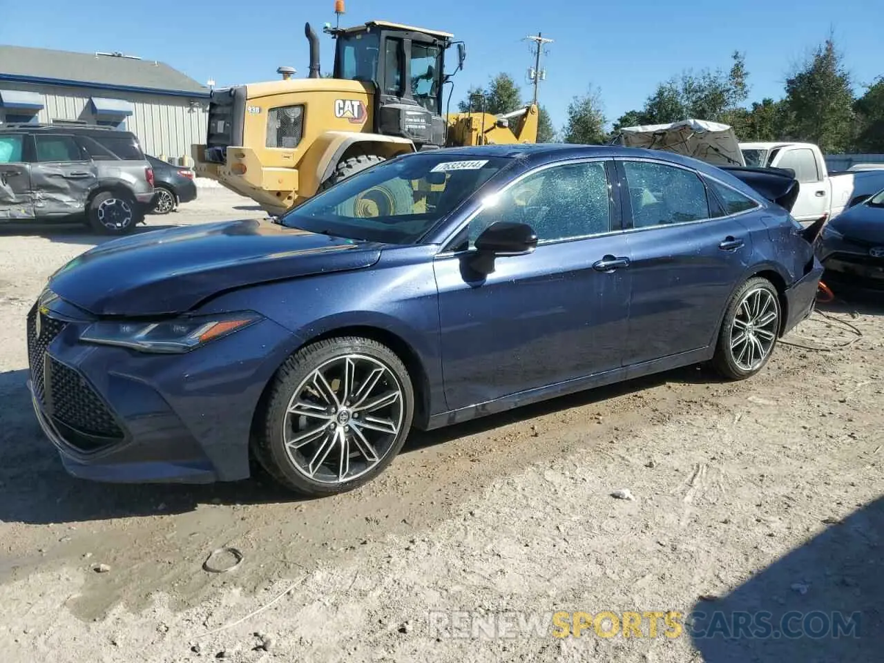 1 Photograph of a damaged car 4T1BZ1FB9KU029792 TOYOTA AVALON 2019