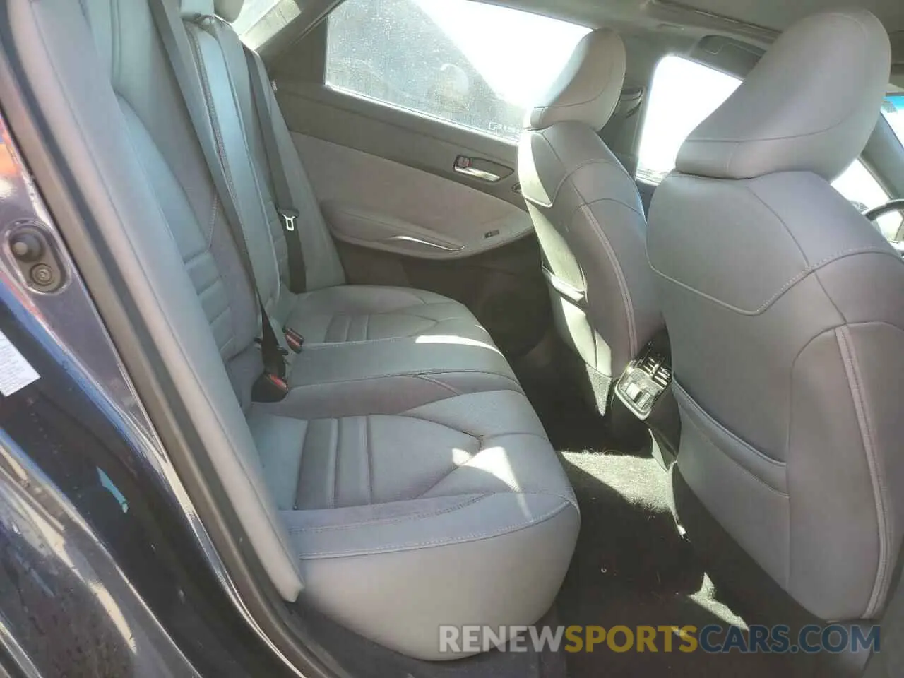 10 Photograph of a damaged car 4T1BZ1FB9KU029792 TOYOTA AVALON 2019