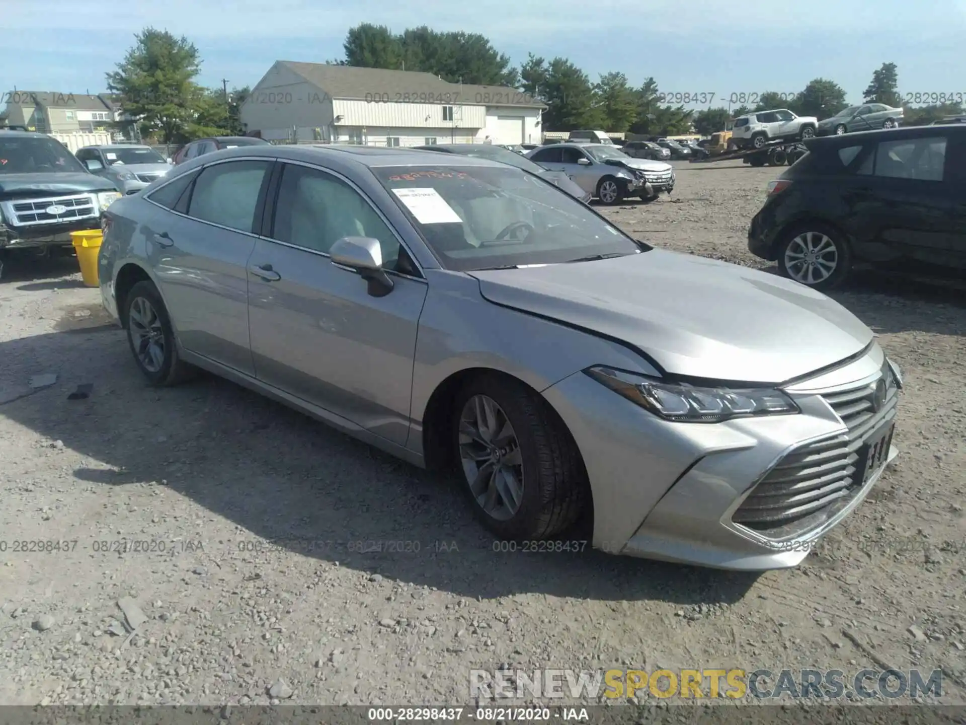 1 Photograph of a damaged car 4T1BZ1FB9KU033731 TOYOTA AVALON 2019