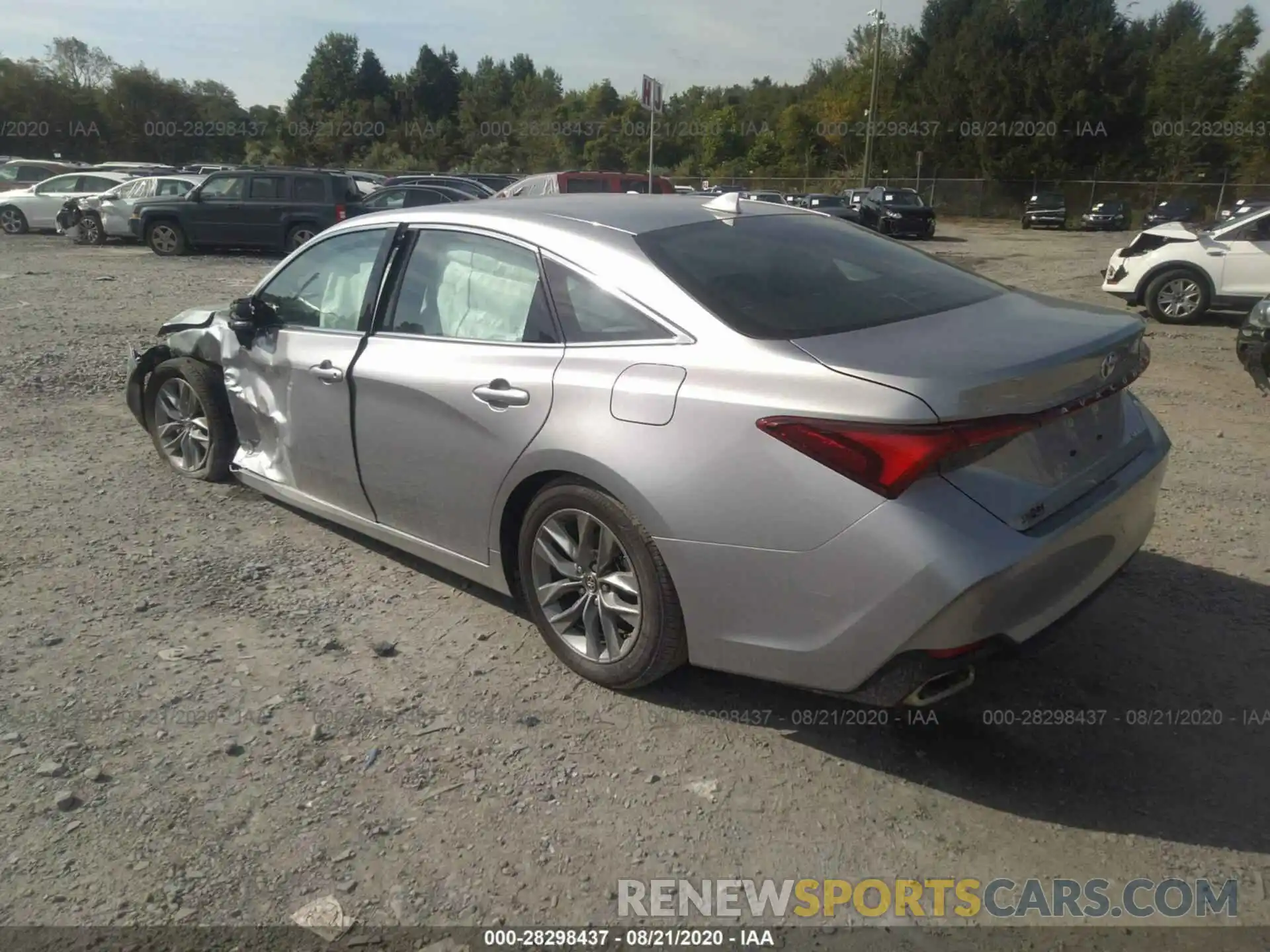 3 Photograph of a damaged car 4T1BZ1FB9KU033731 TOYOTA AVALON 2019