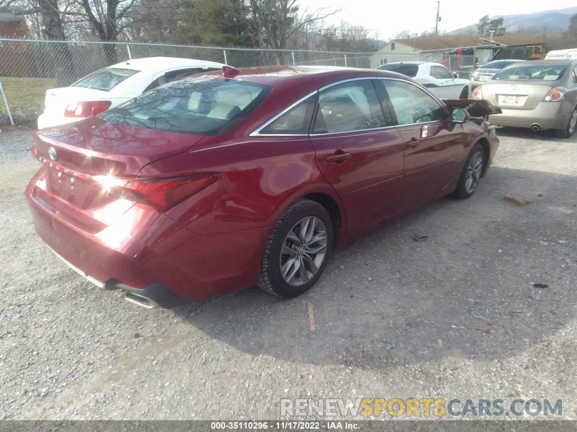 4 Photograph of a damaged car 4T1BZ1FB9KU038282 TOYOTA AVALON 2019