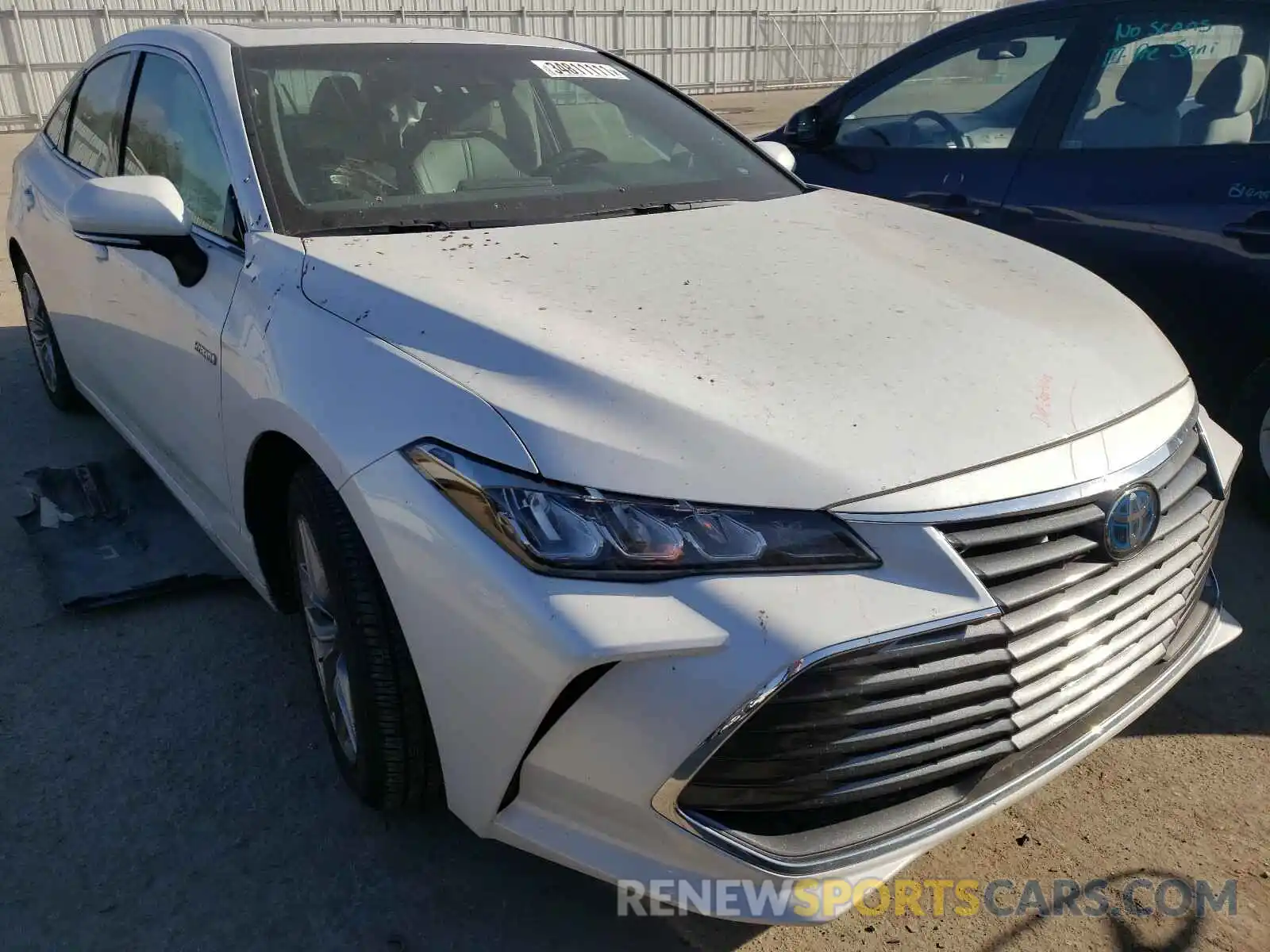 1 Photograph of a damaged car 4T1A21FB2LU013385 TOYOTA AVALON 2020