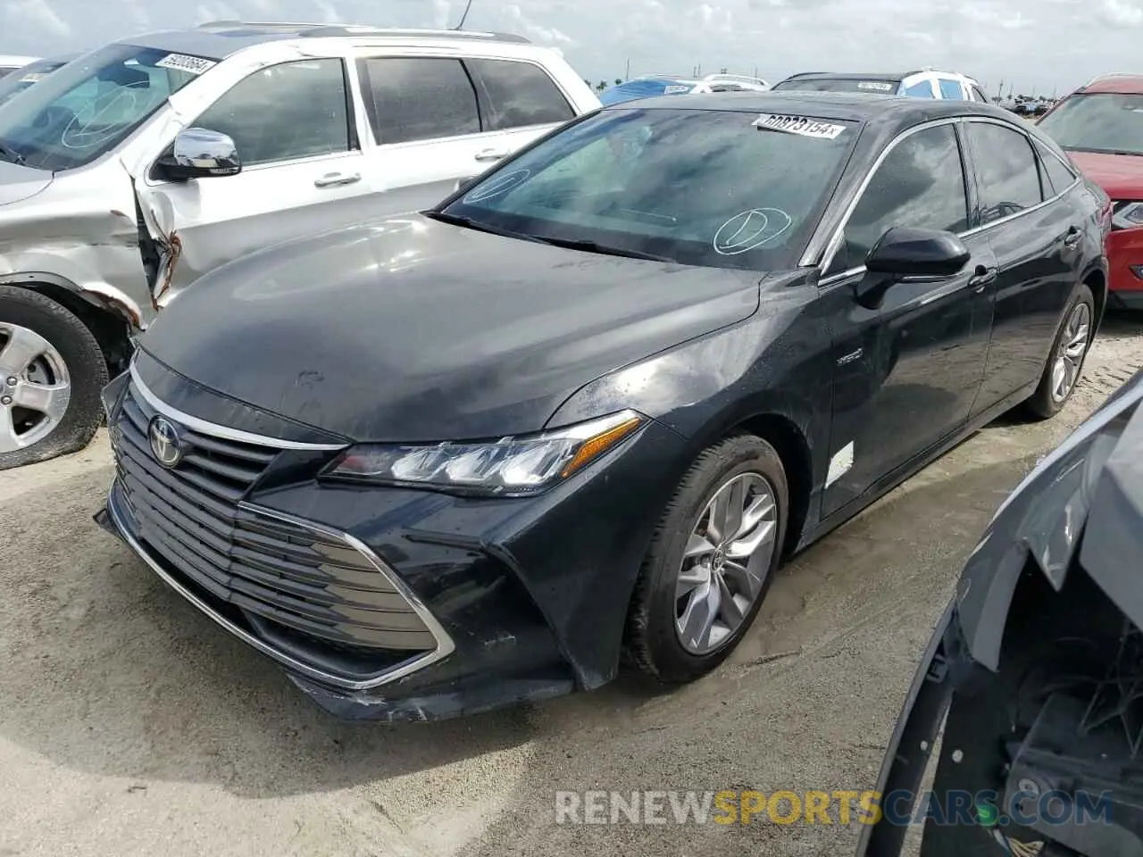 1 Photograph of a damaged car 4T1A21FB4LU018412 TOYOTA AVALON 2020