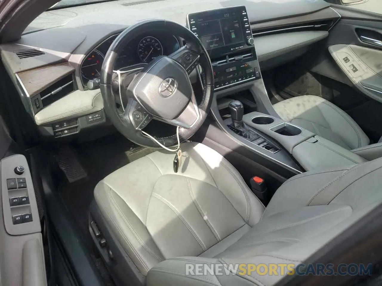 8 Photograph of a damaged car 4T1A21FB4LU018412 TOYOTA AVALON 2020