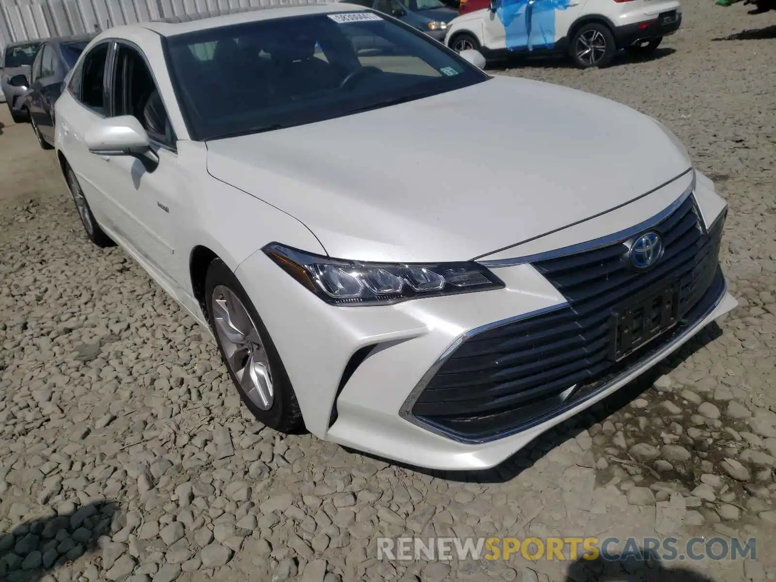 1 Photograph of a damaged car 4T1A21FB7LU018145 TOYOTA AVALON 2020