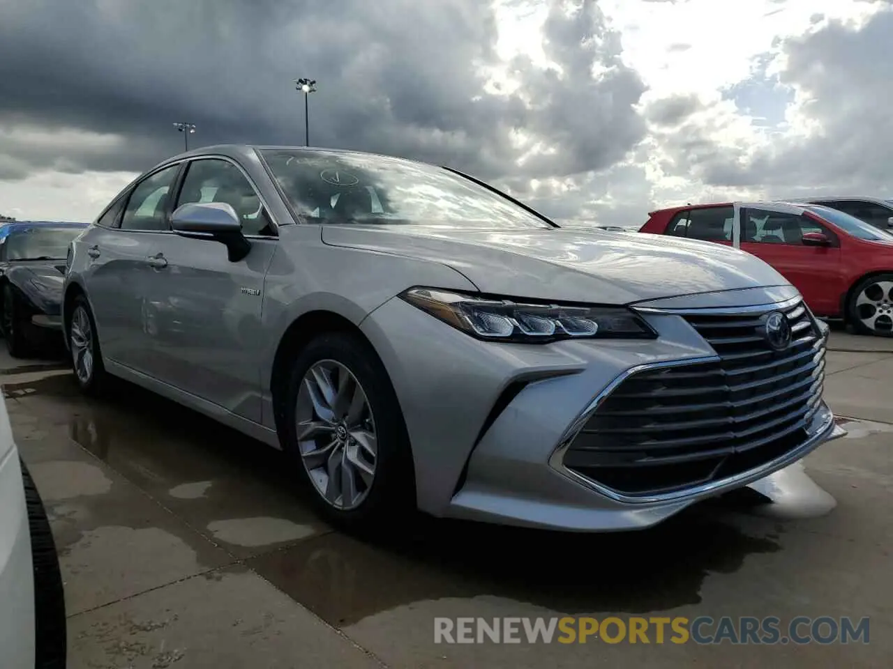 4 Photograph of a damaged car 4T1A21FBXLU016423 TOYOTA AVALON 2020