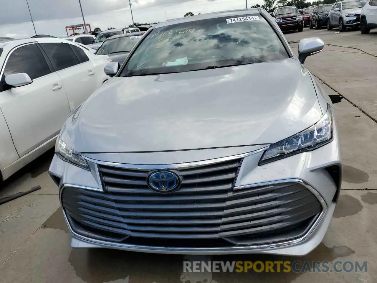 5 Photograph of a damaged car 4T1A21FBXLU016423 TOYOTA AVALON 2020