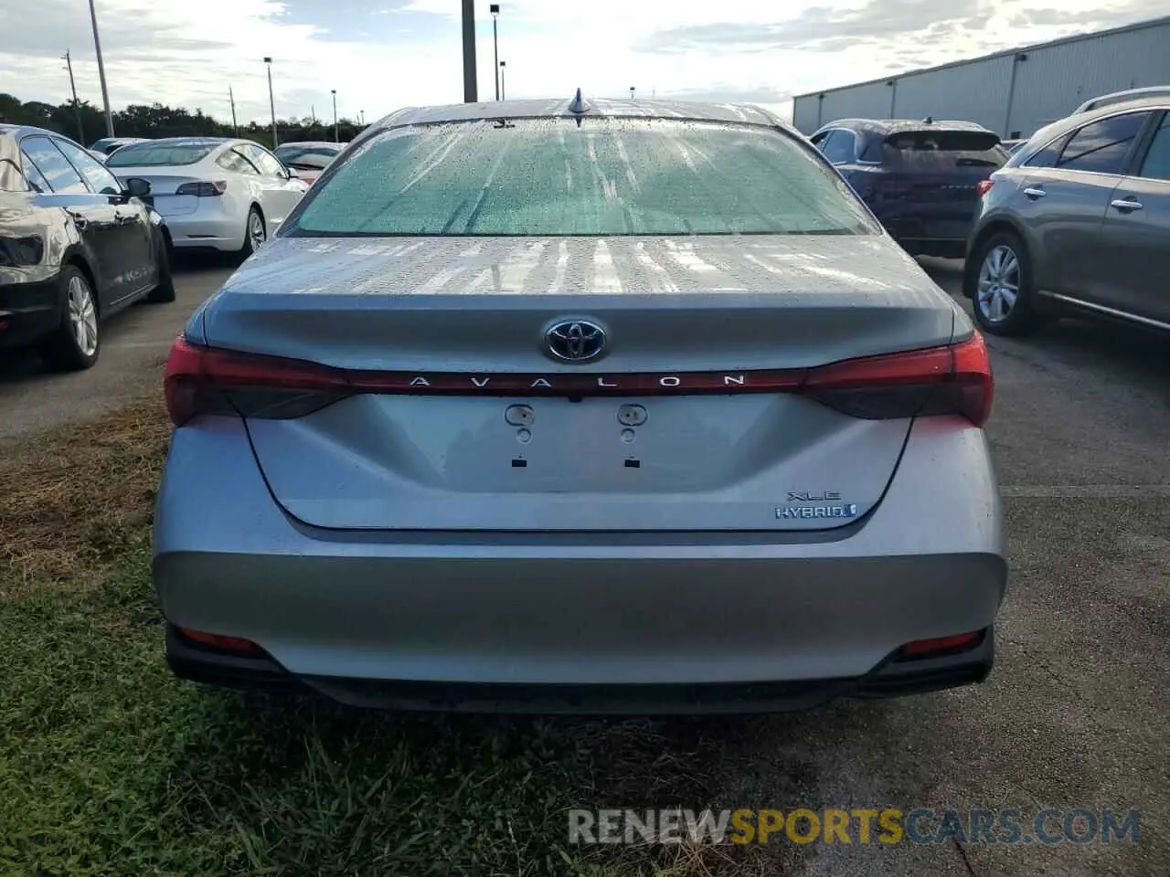 6 Photograph of a damaged car 4T1A21FBXLU016423 TOYOTA AVALON 2020