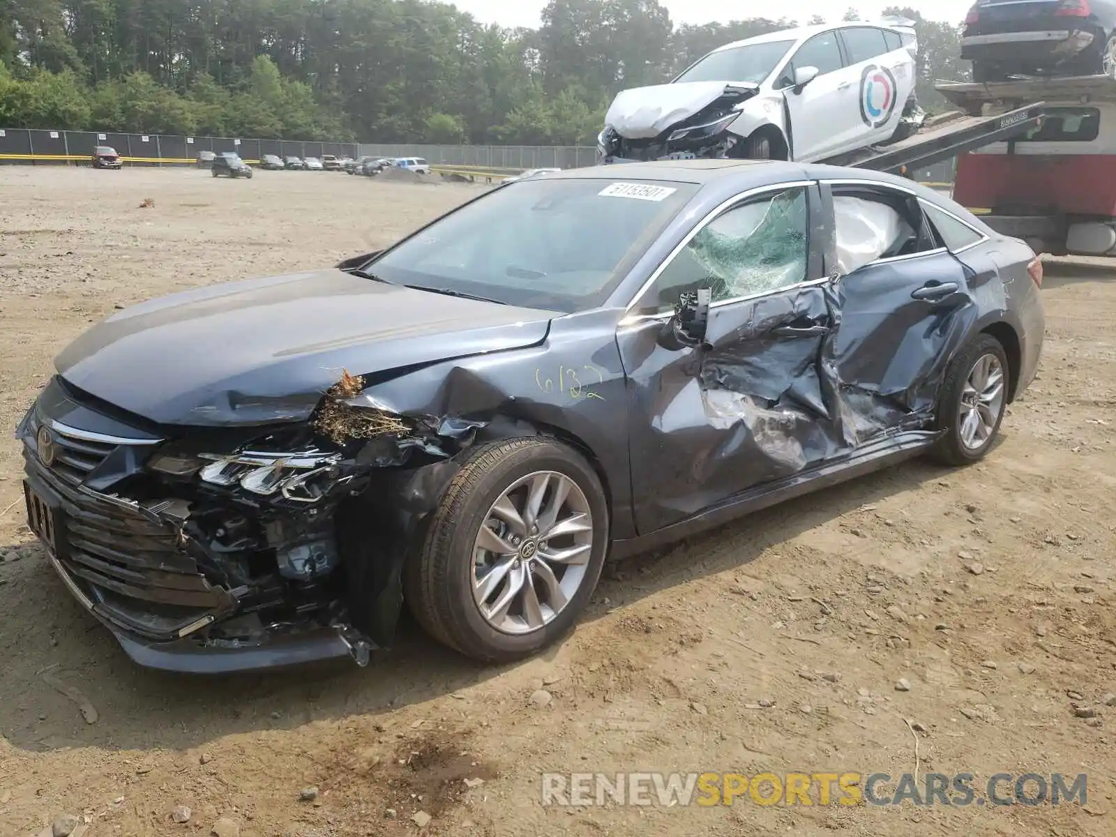 9 Photograph of a damaged car 4T1AZ1FB0LU052536 TOYOTA AVALON 2020