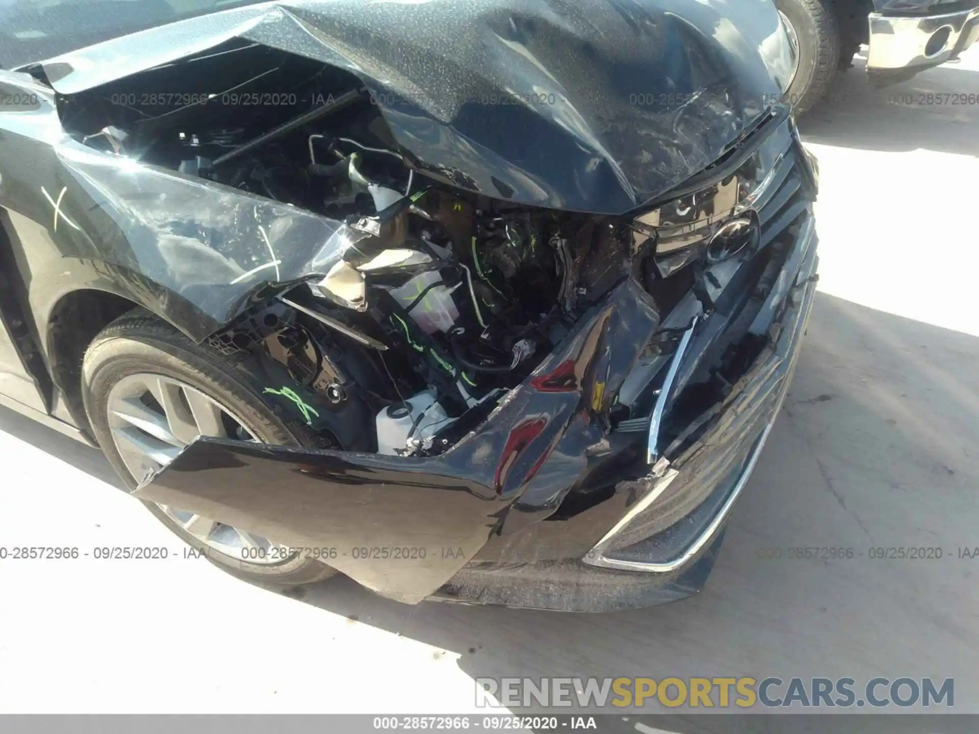 6 Photograph of a damaged car 4T1AZ1FB2LU042851 TOYOTA AVALON 2020