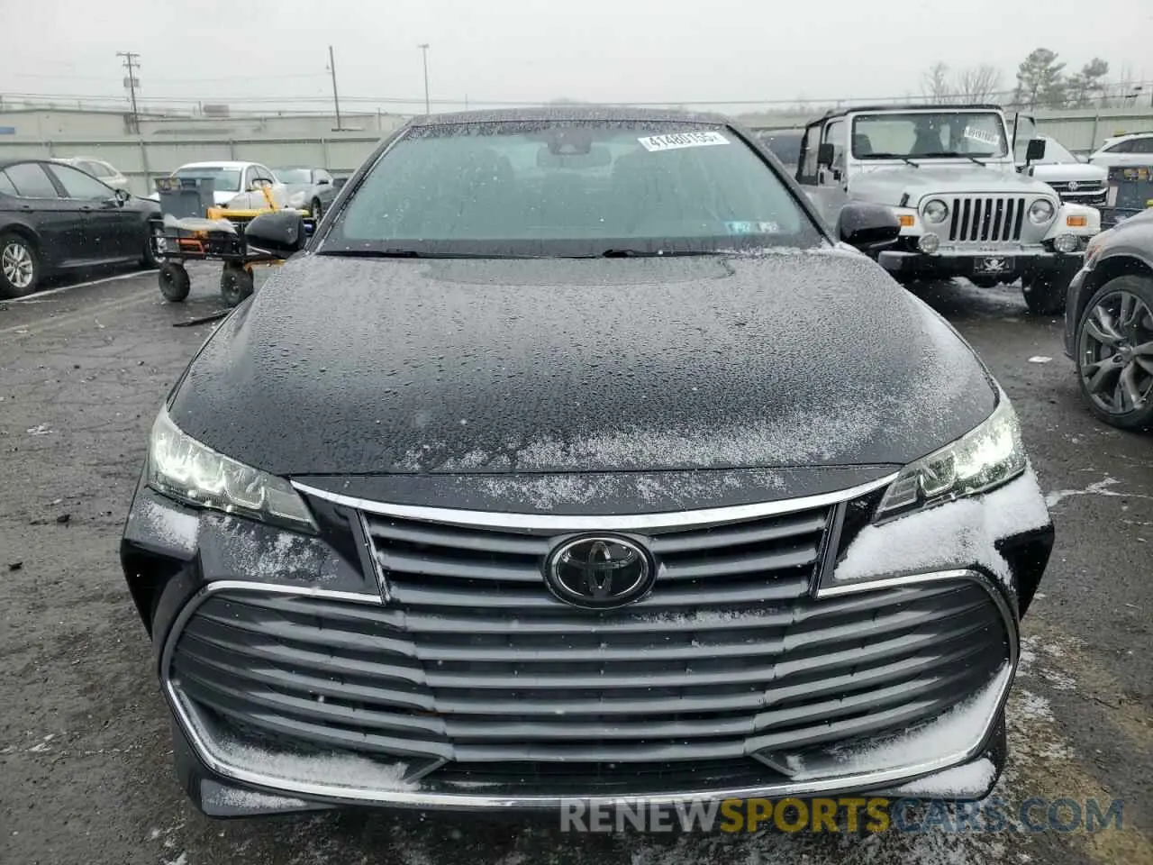 5 Photograph of a damaged car 4T1AZ1FB3LU045211 TOYOTA AVALON 2020