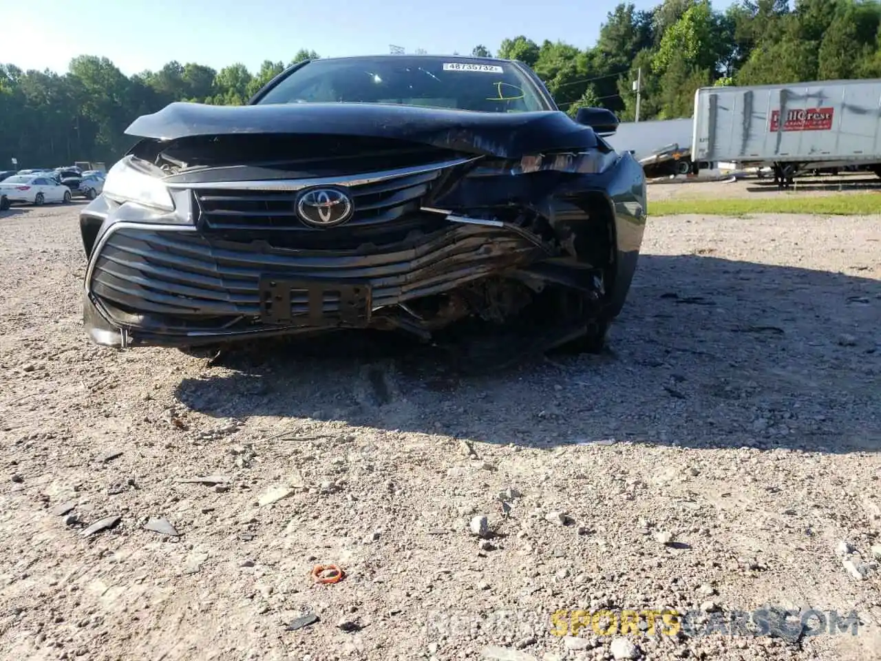 9 Photograph of a damaged car 4T1AZ1FB3LU052160 TOYOTA AVALON 2020