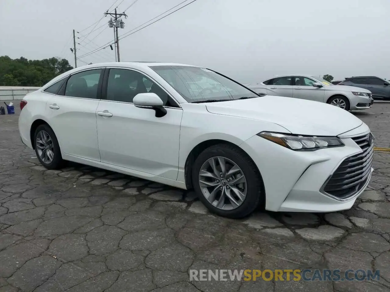 4 Photograph of a damaged car 4T1AZ1FB4LU042477 TOYOTA AVALON 2020
