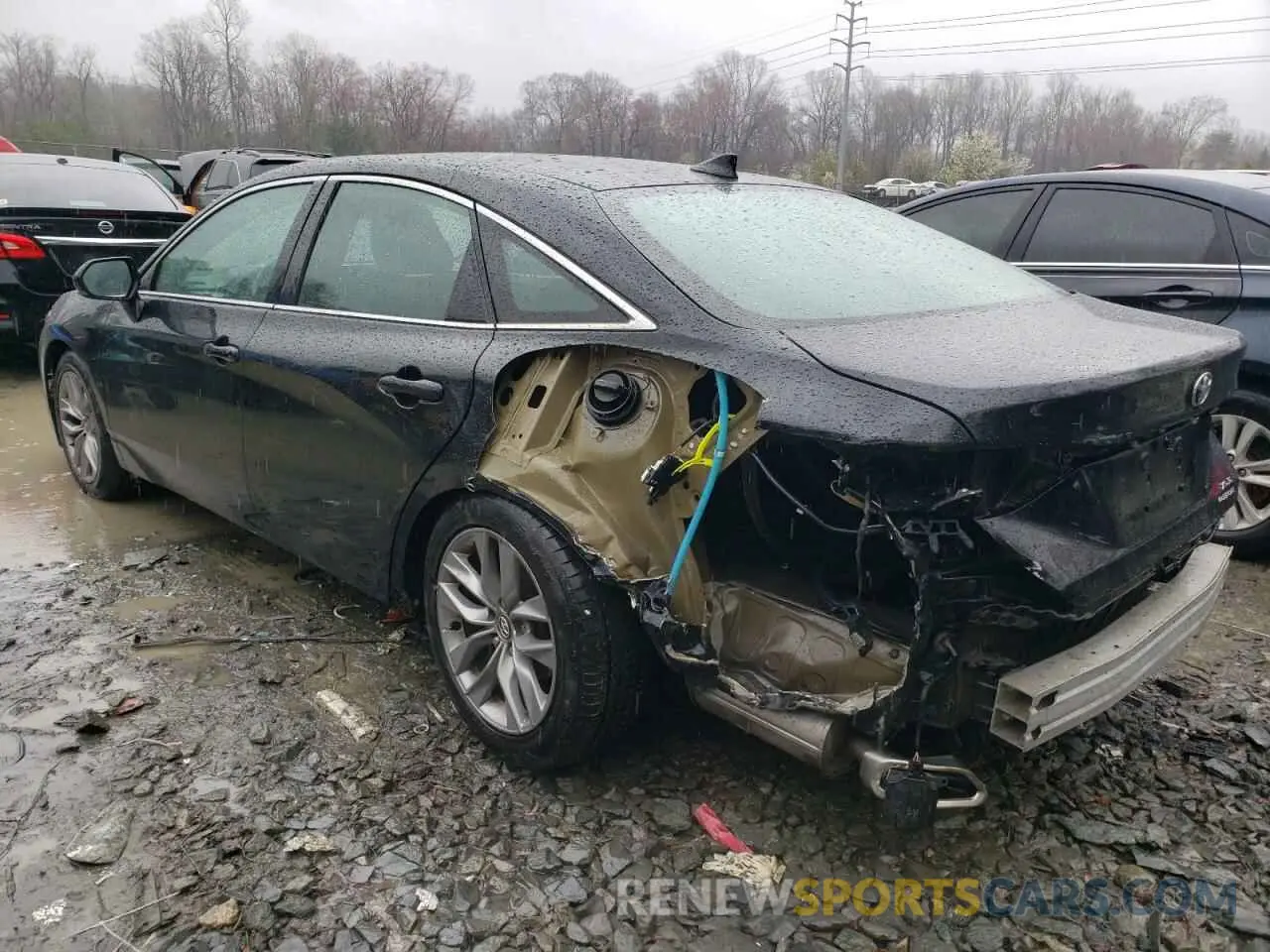 2 Photograph of a damaged car 4T1AZ1FB4LU043970 TOYOTA AVALON 2020