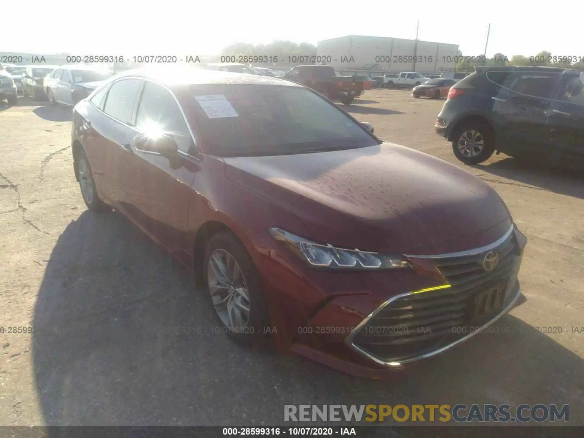 1 Photograph of a damaged car 4T1AZ1FB5LU039619 TOYOTA AVALON 2020