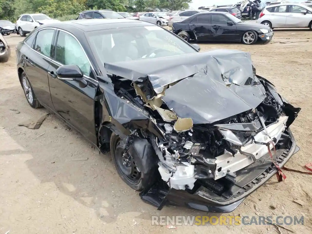 1 Photograph of a damaged car 4T1AZ1FB6LU045882 TOYOTA AVALON 2020