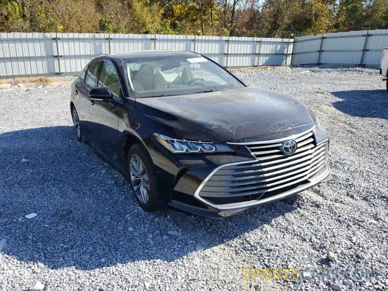 1 Photograph of a damaged car 4T1AZ1FB7LU041646 TOYOTA AVALON 2020