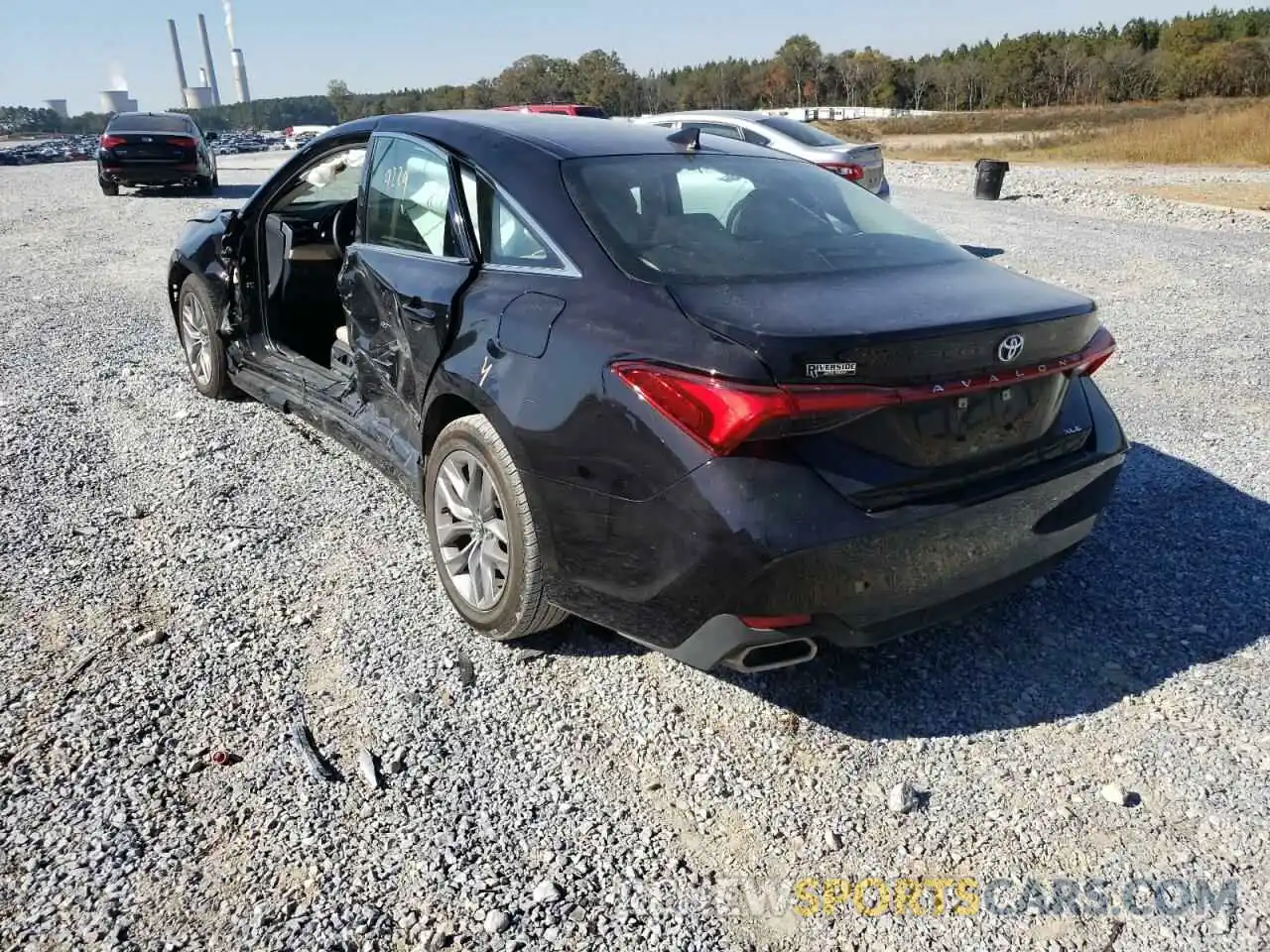 3 Photograph of a damaged car 4T1AZ1FB7LU041646 TOYOTA AVALON 2020