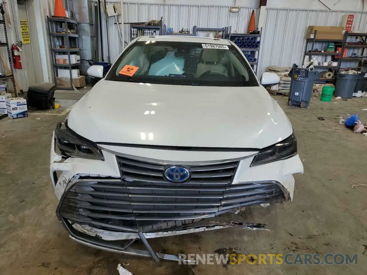 5 Photograph of a damaged car 4T1C21FB1LU012821 TOYOTA AVALON 2020