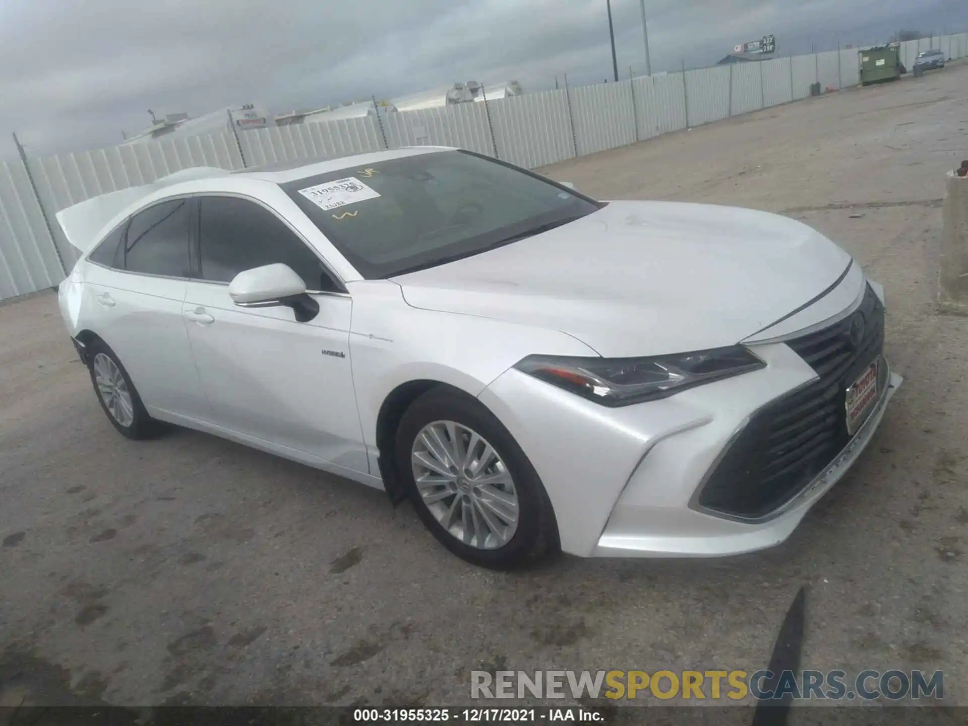 1 Photograph of a damaged car 4T1C21FBXLU016477 TOYOTA AVALON 2020