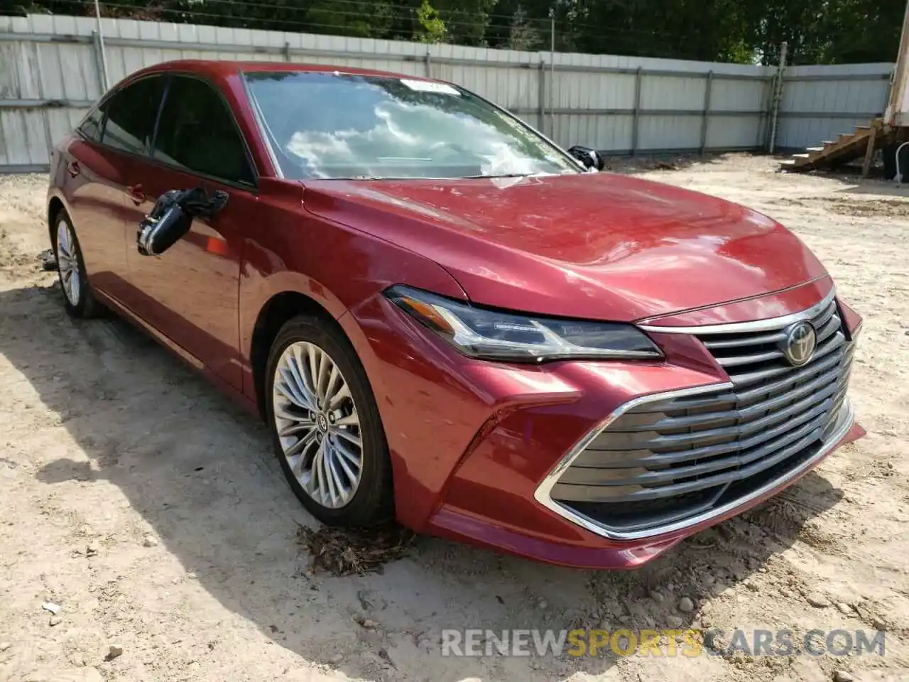 1 Photograph of a damaged car 4T1CZ1FB0LU047474 TOYOTA AVALON 2020