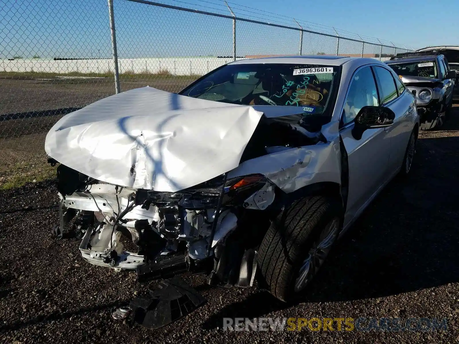 2 Photograph of a damaged car 4T1CZ1FB3LU043452 TOYOTA AVALON 2020