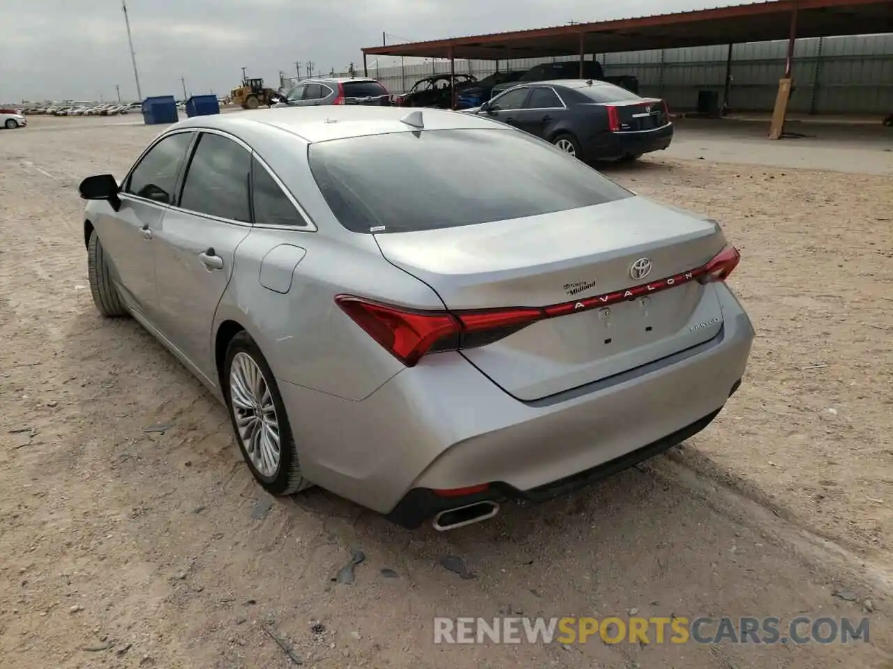 3 Photograph of a damaged car 4T1CZ1FB3LU053818 TOYOTA AVALON 2020