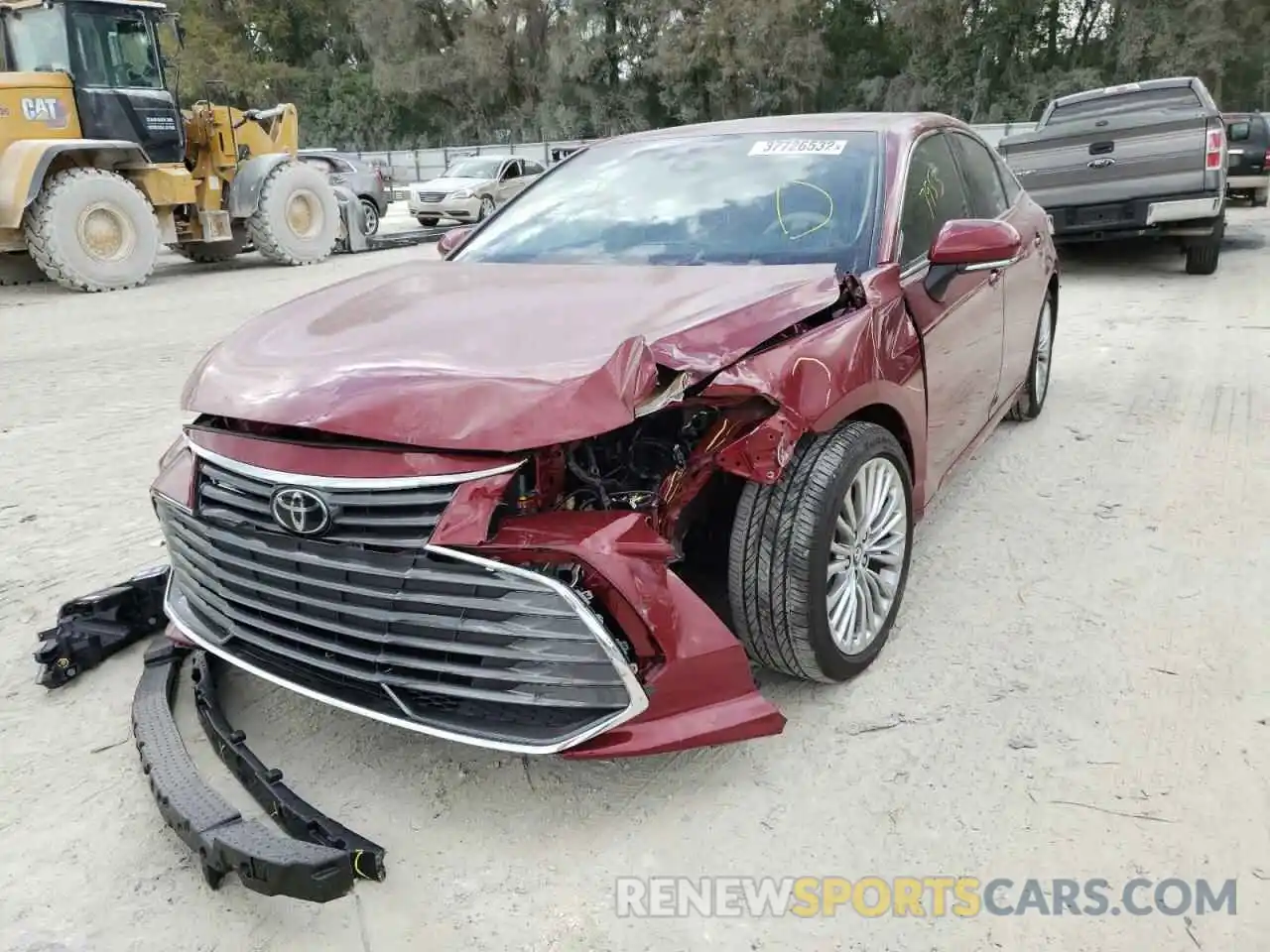 2 Photograph of a damaged car 4T1CZ1FB4LU048501 TOYOTA AVALON 2020