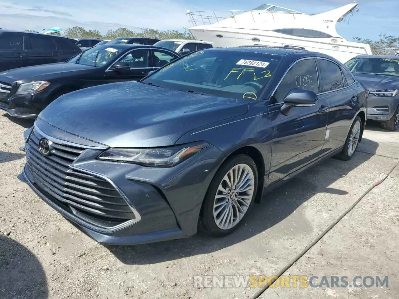 1 Photograph of a damaged car 4T1CZ1FB8LU052437 TOYOTA AVALON 2020