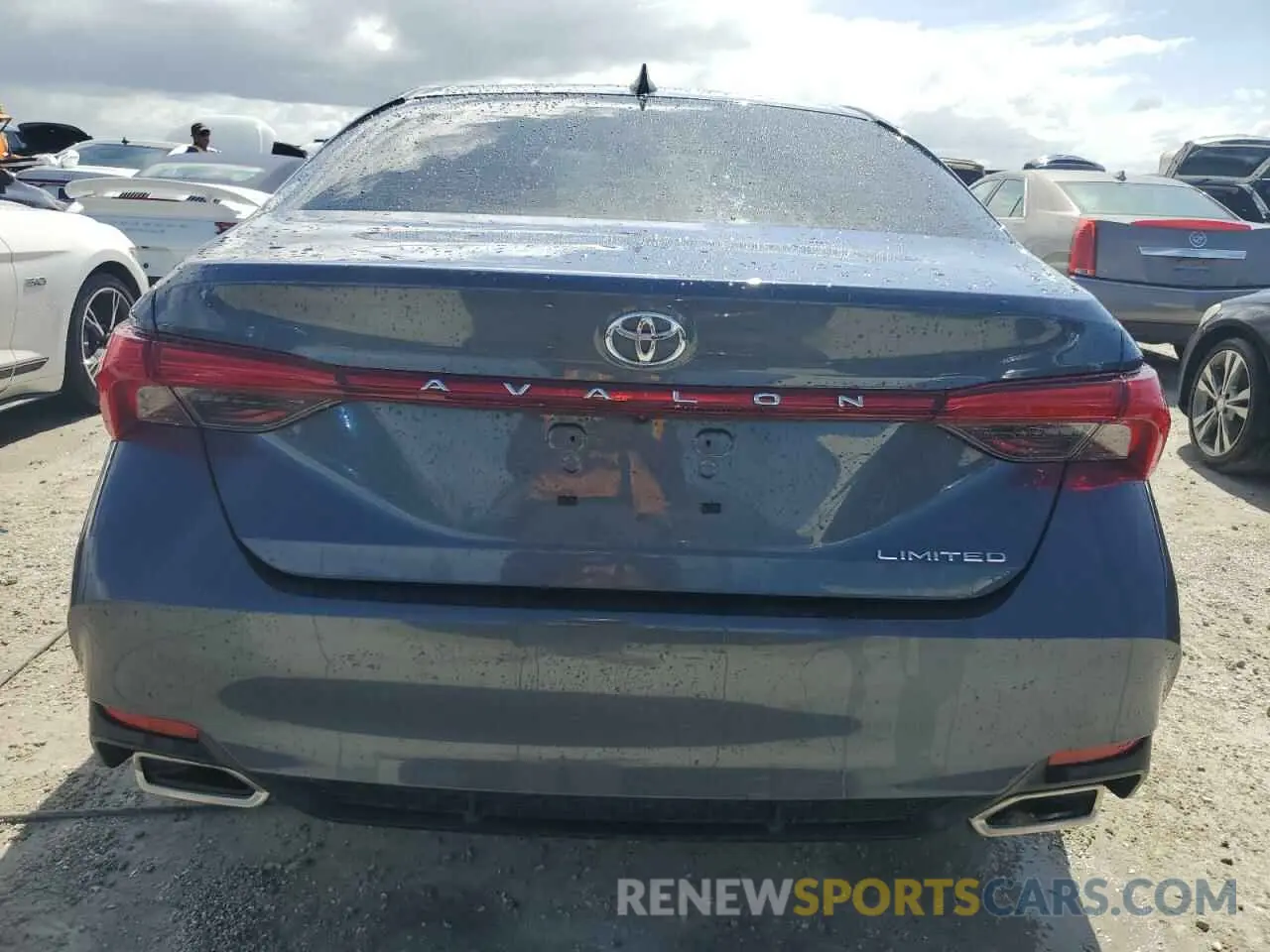 6 Photograph of a damaged car 4T1CZ1FB8LU052437 TOYOTA AVALON 2020