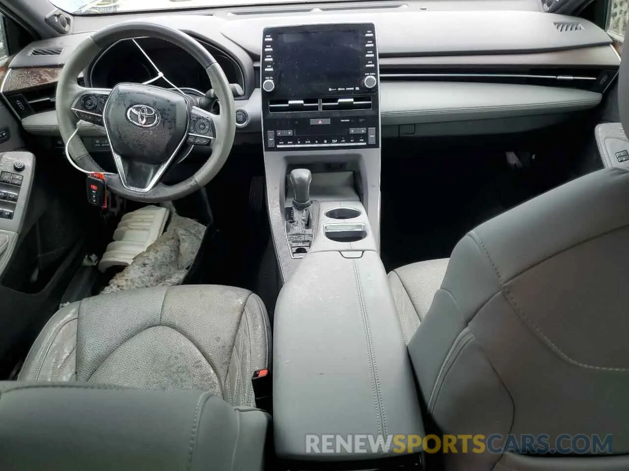 8 Photograph of a damaged car 4T1CZ1FB8LU052437 TOYOTA AVALON 2020