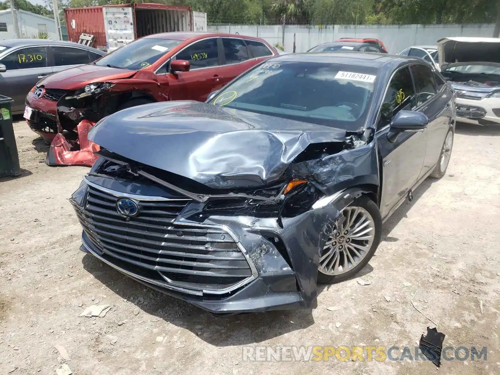 2 Photograph of a damaged car 4T1D21FB0LU018064 TOYOTA AVALON 2020