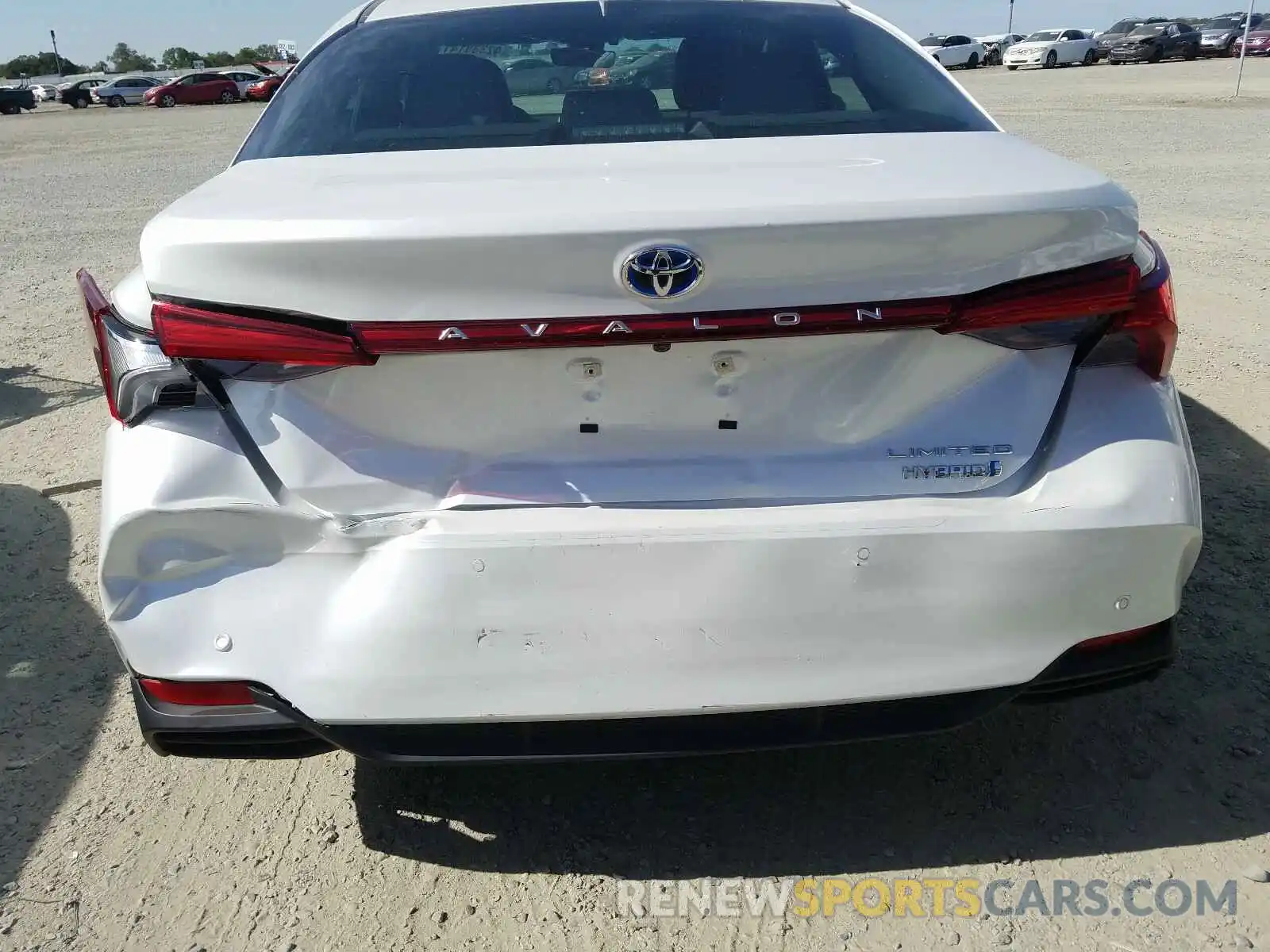 9 Photograph of a damaged car 4T1D21FB1LU012421 TOYOTA AVALON 2020