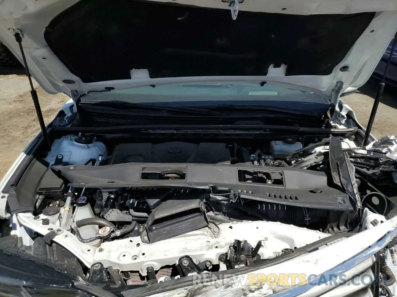 11 Photograph of a damaged car 4T1D21FB2LU015196 TOYOTA AVALON 2020